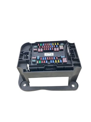 2024-2025 Chevrolet Traverse Cabin Power Distribution Fuse Relay Junction Box - Rear (Used OEM)