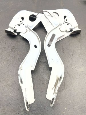 2020-2023 Toyota Highlander White Hood Lift Support - Front (Used OEM)