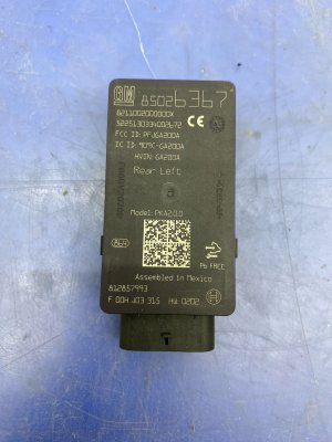 2024-2025 GMC Acadia Bumper Transceiver Module - Rear (Used OEM)