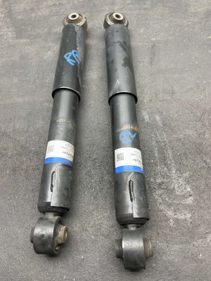 2020-2025 Toyota Highlander Suspension Shock Absorber Set - Rear (Used OEM)