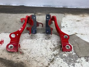 2021-2025 Ford Bronco Hood Hinge Set - Front, Right (Passenger) (Used OEM)