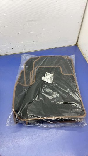 2025-2026 Buick Enclave Front and Rear Carpet Floor Mat Set (Used OEM)