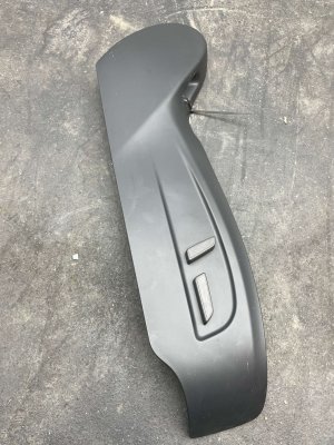  Tesla Model y Lower Seat Adjustment Control Switch Panel - Front (Used OEM)