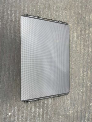 Tesla Model y Center Console Top Face Cover Trim Panel - Front (Used OEM)