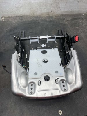  Tesla Model y Lower Seat Track Assembly - Front (Used OEM)
