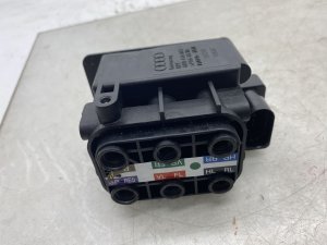 2011-2018 Audi A6 Air Suspension Valve Block Solenoid (Used OEM)