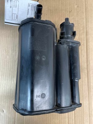 2014-2018 Mercedes-Benz CLS63 AMG Fuel Vapor Charcoal Canister (Used OEM)