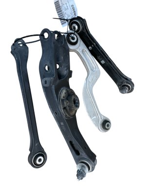 2025-2026 Cadillac LYRIQ Suspension Control Arm Set - Rear, Right (Passenger) (Used OEM)