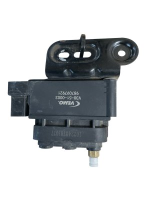 2007-2020 Mercedes-Benz S320 Air Suspension Valve Control Block (Used OEM)