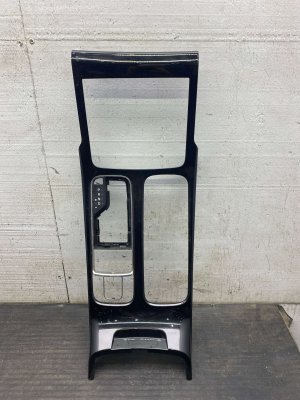 2023-2025 Kia Telluride Center Console Upper Trim Cover Panel - Front (Used OEM)