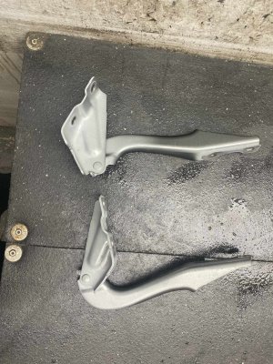 2023-2025 Mazda CX-50 Hood Hinge Set - Front, Left (Driver) (Used OEM)