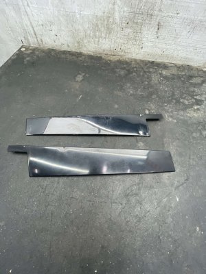 2013-2016 Mercedes-Benz GL550 Black Door B-Pillar and C-Pillar Applique Molding Set (Used OEM)