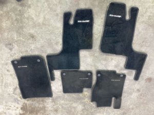 2012-2015 Mercedes-Benz ML350 Front and Rear Carpet Floor Mat Set (Used OEM)