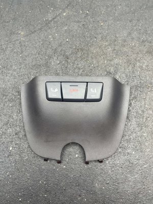 2012-2015 Mercedes-Benz ML350 Seat Switch (Used OEM)