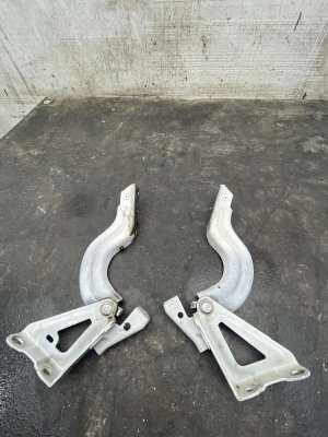 2023-2025 Toyota Sequoia Hood Hinge Set - Front, Right (Passenger) (Used OEM)