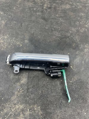 2023-2025 Toyota Sequoia Chrome Chrome Exterior Door Handle Assembly - Rear, Right (Passenger) (Used OEM)