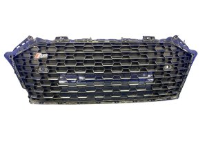 2020-2023 Audi R8 Black Upper Center Grille Trim Cover Panel - Front (Used OEM)
