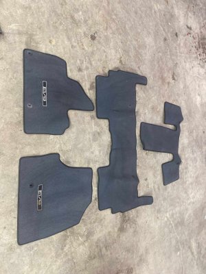 2024-2026 Kia EV9 Front and Rear Carpet Floor Mat Set (Used OEM)