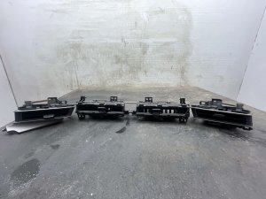 2024-2025 Kia EV9 A/C Air Vent Set - Front (Used OEM)