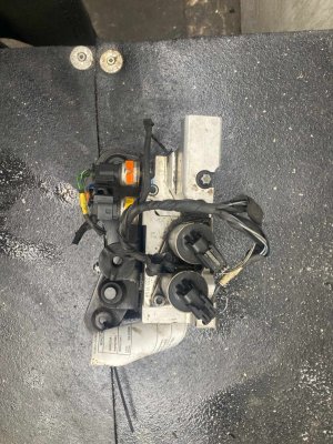 2007-2013 Mercedes-Benz S320 Parts Bag (Used OEM)