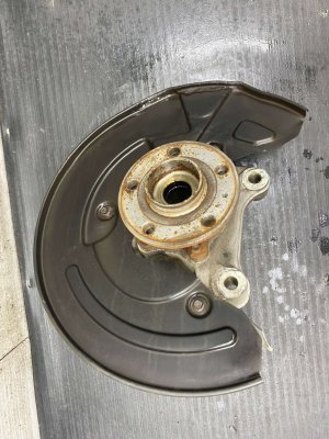 2021-2023 Volvo XC40 Steering Knuckle and Wheel Hub Assembly - Front, Left (Driver) (Used OEM)