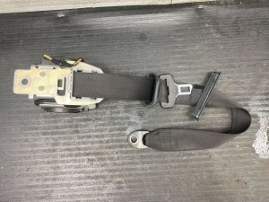 2013-2016 Mercedes-Benz GL550 Black Second Row Seat Belt Assembly - Rear, Left (Driver) (Used OEM)