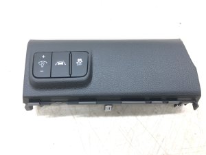 2021-2024 Kia K5 Traction Control and Dimmer Switch with Trim (Used OEM)