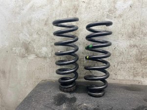 2024-2025 Kia EV9 Suspension Coil Spring - Rear (Used OEM)