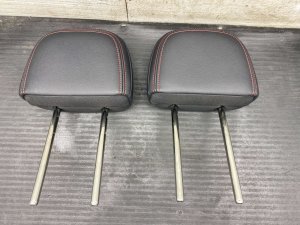 2024-2025 GMC Acadia Jet Black Seat Leatherette Headrest Set - Rear, Right (Passenger) (Used OEM)