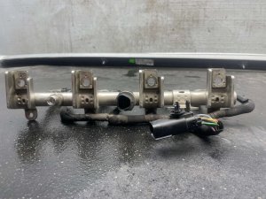 2018-2023 Jaguar F-Pace Fuel Injector (Used OEM)