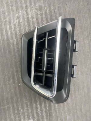 2025-2026 Buick Enclave Parts Bag - Front (Used OEM)