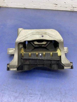 2025-2026 Buick Enclave Engine Mount - Front (Used OEM)