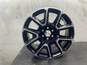 2022-2024 GMC Sierra 1500 Black 22x9 10-Spoke Bright Hyper Alloy Wheel with Chrome Inserts (Used OEM)