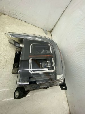 2021-2023 Ford F-150 Gray LED Projector Dynamic Bending Headlight Assembly - Front, Left (Driver) (Used OEM)