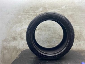 2019-2025 Lexus Es Tire (Used OEM)