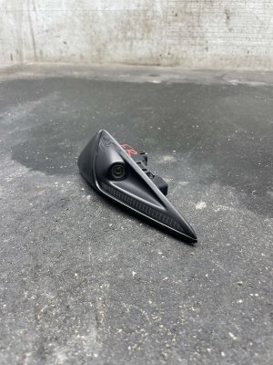  Tesla Model y Fender Mounted Camera - Front (Used OEM)