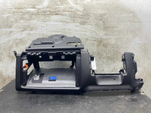 2024-2025 Kia Sorento Black Exterior Trim Panel - Front (Used OEM)