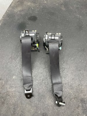  Tesla Model 3 Black Seat Belt Assembly - Rear, Right (Passenger) (Used OEM)