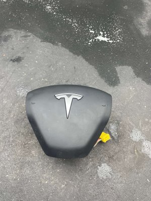  Tesla Model 3 Black Air Bag - Front (Used OEM)