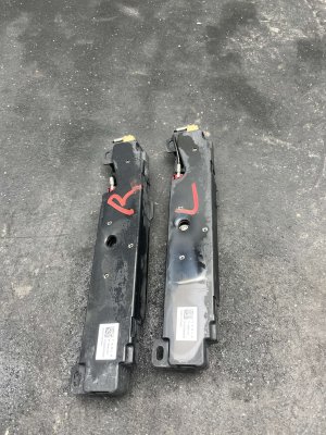 2020-2025 Tesla Y Wi-Fi and Bluetooth Antenna Module Set (Used OEM)