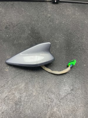 2024-2025 Kia Sorento Silver Antenna - Rear (Used OEM)