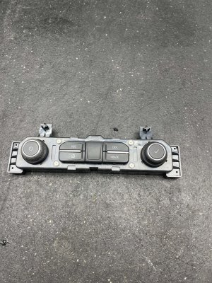 2021-2024 GMC Yukon XL Audio System - Front (Used OEM)