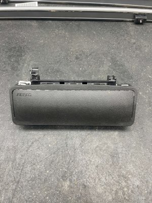 2021-2025 Kia Sorento Black Knee Air Bag - Front (Used OEM)