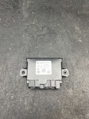 2024-2025 Kia Sorento Power Tailgate Control Module (Used OEM)