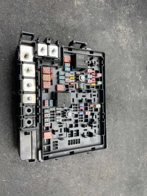 2021-2023 Ford F-150 Fuse Box (Used OEM)