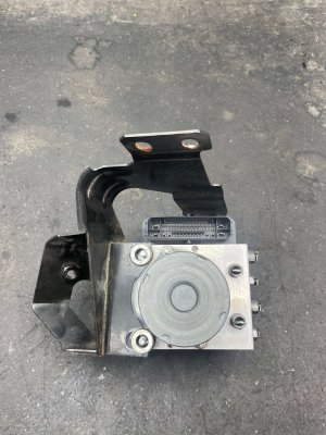 2017-2020 Maserati Ghibli ABS Control Module (Used OEM)