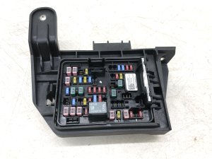 2021-2023 Chevrolet Tahoe Cabin Junction Fuse Box - Rear (Used OEM)