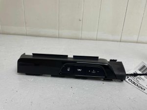 2022-2024 Kia Carnival Seat Switch (Used OEM)