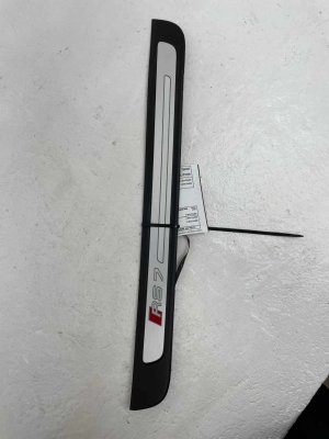 2014-2018 Audi RS7 Illuminated Door Sill Step Plate - Front (Used OEM)