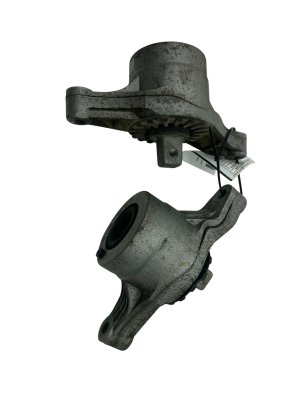 2014-2024 Maserati Ghibli Engine Mount - Front (Used OEM)